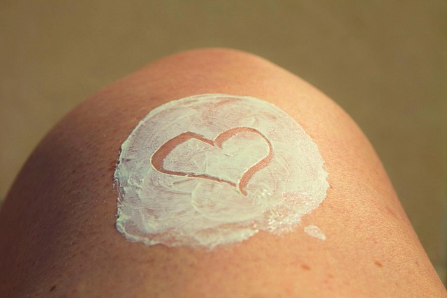 hydrating facial moisturizer premium skincare